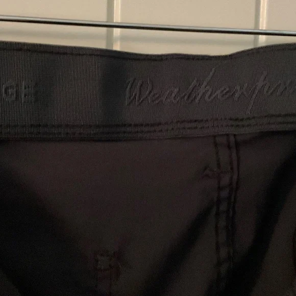 Men's Black Cargo Pants - Picture 4 of 6